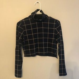 Plaid cropped turtleneck
